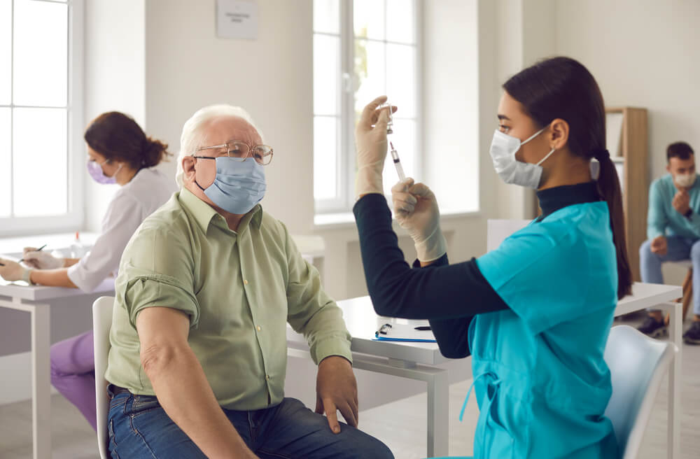 quais as vacinas para idosos acima de 60 anos